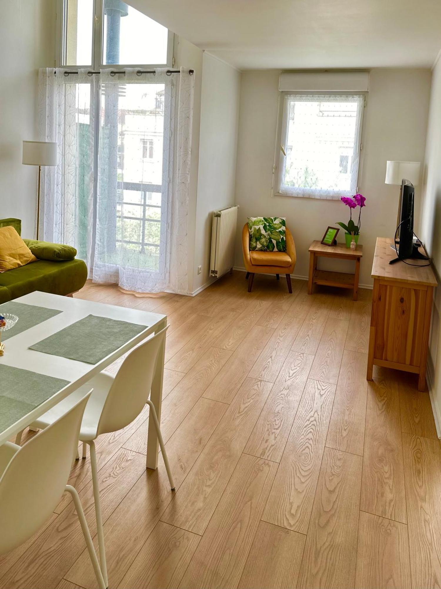Jade Apart Bussy Centre Disney 10Min 外观 照片